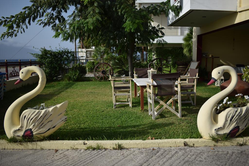 Akrotiri Rooms อายิโอกัมโปส ภายนอก รูปภาพ